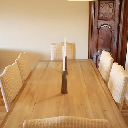 Apartment Modern & Central, Ambassadeurs