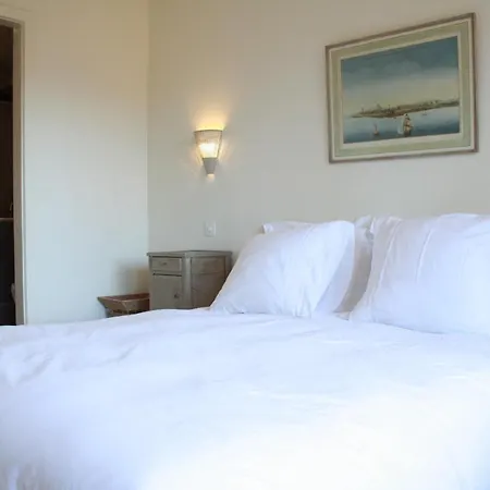 Apartment Modern & Central, Ambassadeurs *